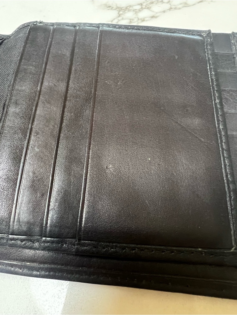 VINTAGE GUCCI WALLET - Picture 8 of 9